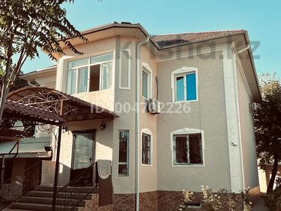 Отдельный дом · 10 комнат · 300 м² · 8 сот., мкр Наурыз , Туякбаева 256 — Мкр Наурыз Жалмурат Туякбаева 256 за 130 млн ₸ в Шымкенте, Туран р-н