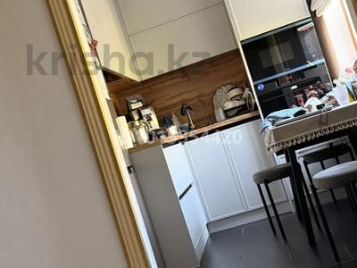 3-комнатная квартира · 60 м² · 3/5 этаж, мкр Новый Город 59 за 25 млн ₸ в Караганде, Казыбек би р-н
