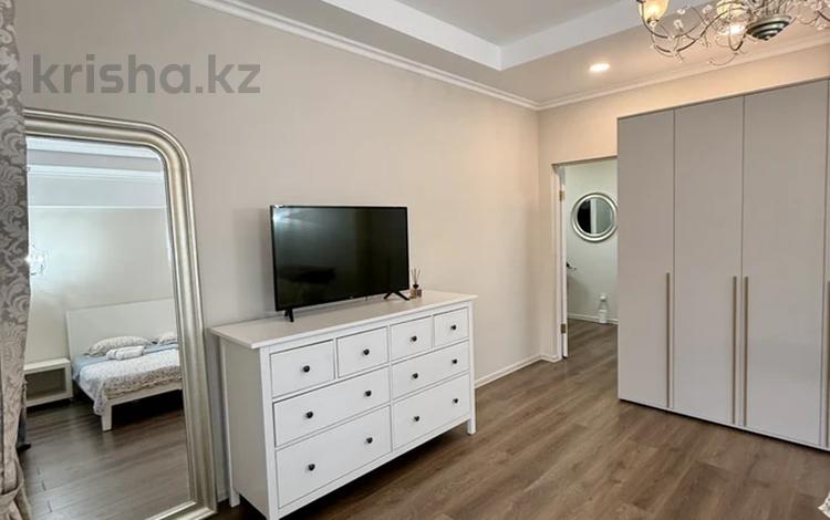 2-бөлмелі пәтер · 76 м² · 8/8 қабат, просп. Алии Молдагуловой 30Б, бағасы: 25 000 ₸ в Актобе — фото 2