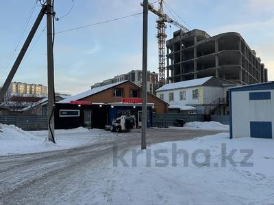 Отдельный дом · 5 комнат · 110 м² · 10 сот., Ушкопир 13 — А. Бокейхана за 400 млн 〒 в Астане, Есильский р-н