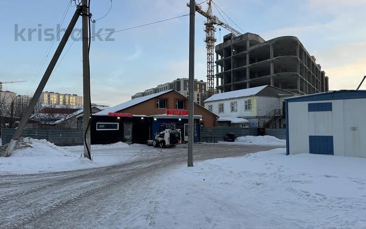 Отдельный дом · 5 комнат · 110 м² · 10 сот., Ушкопир 13 — А. Бокейхана за 400 млн 〒 в Астане, Есильский р-н — фото 39