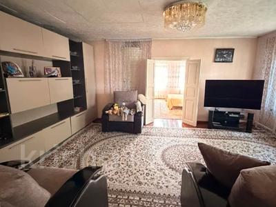Отдельный дом · 4 комнаты · 85 м² · 5 сот., 1-й микрорайон, Баймагамбетова за 25 млн ₸ в Костанае