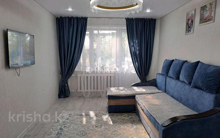 2-комнатная квартира · 45 м² · 5/5 этаж, 1-й квартал, 2-й квартал 26 за 13 млн ₸ в Караганде, Алихана Бокейханова р-н — фото 2