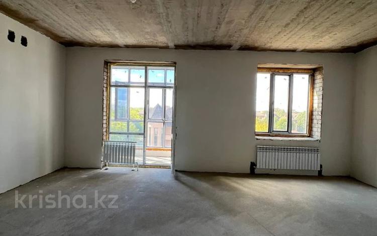 3-бөлмелі пәтер · 111.2 м² · 2/4 қабат, Михайловка ш/а., Крылова 58а, бағасы: 47.5 млн ₸ в Караганде, Казыбек би р-н — фото 6
