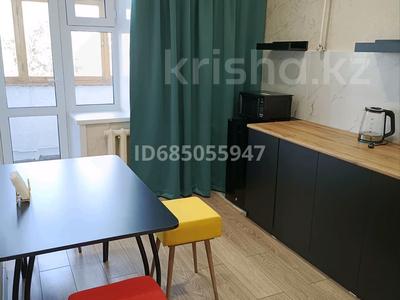 1-бөлмелі пәтер · 38 м² · 3/9 қабат, Богенбайулы 30, бағасы: 15 000 ₸ в Семее