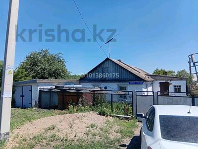 Отдельный дом · 4 комнаты · 65 м² · 10 сот., Курганская 11 — Пришахтинск, Техбаза возле Цофа,Дофа за 5 млн ₸ в Караганде, Алихана Бокейханова р-н