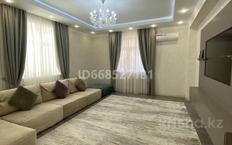 3-комнатная квартира · 115 м² · 1/14 этаж, 17-й мкр 8 за 70 млн ₸ в Актау — фото 11