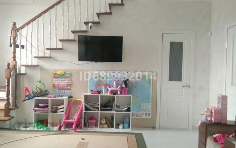 Отдельный дом · 9 комнат · 280 м², ул Байзакова за 800 000 〒 в Боралдае (Бурундай) — фото 2