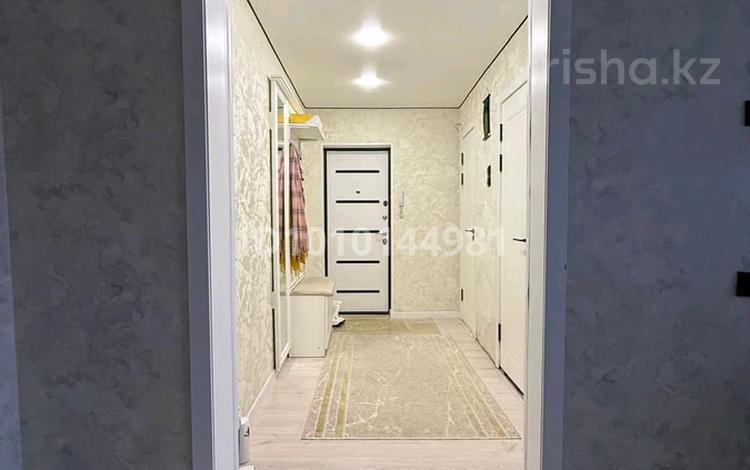2-бөлмелі пәтер · 50 м² · 3/5 қабат, Михаэлиса 24 — Возле ромашки, бағасы: 270 000 ₸ в Усть-Каменогорске, Ульбинский — фото 2