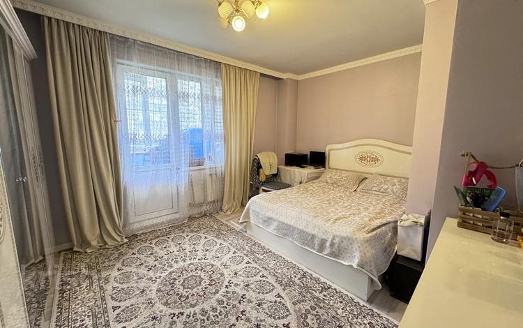 3-комнатная квартира, 105 м², 1/6 этаж, мкр Мамыр-3 за 56 млн 〒 в Алматы, Ауэзовский р-н — фото 2