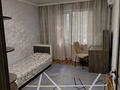 3-комнатная квартира · 70 м² · 5/5 этаж, мкр Аксай-3 33 за 300 000 ₸ в Алматы, Ауэзовский р-н — фото 3