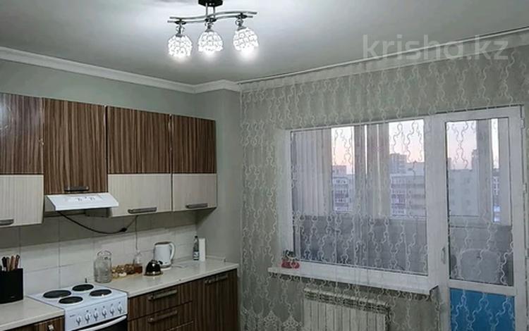 3-комнатная квартира · 90 м² · 11/16 этаж, мкр Юго-Восток, Шахтёров 60 — Степной-3 - Сарыарка за 35.5 млн 〒 в Караганде, Казыбек би р-н — фото 2