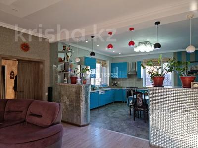 Дом · 5 комнат · 200 м², Дачная Кайсар 10 за 70 000 〒 в Актау, мкр Приморский