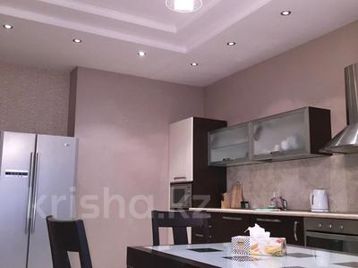 3-бөлмелі пәтер · 165 м² · 14/15 қабат, Просп. Достык 128, бағасы: 149 млн ₸ в Алматы, Медеуский р-н