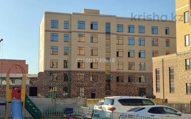 1-бөлмелі пәтер · 53 м² · 3/6 қабат, мкр. Алтын орда, Мкр.Батыс-2, бағасы: 16.8 млн 〒 в Актобе — фото 3
