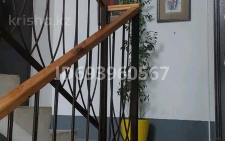 1-комнатная квартира · 50 м² · 2/5 этаж, мкр. Алтын орда, Батыс 2 22 — Проспект Туельсыздык за 150 000 ₸ в Актобе — фото 2