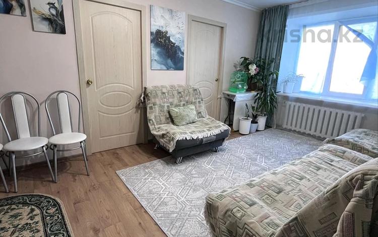 4-комнатная квартира · 62 м² · 2/5 этаж, Ново ахмирова 5 — Военный городок за 19.9 млн ₸ в Усть-Каменогорске, Ахмирово — фото 2