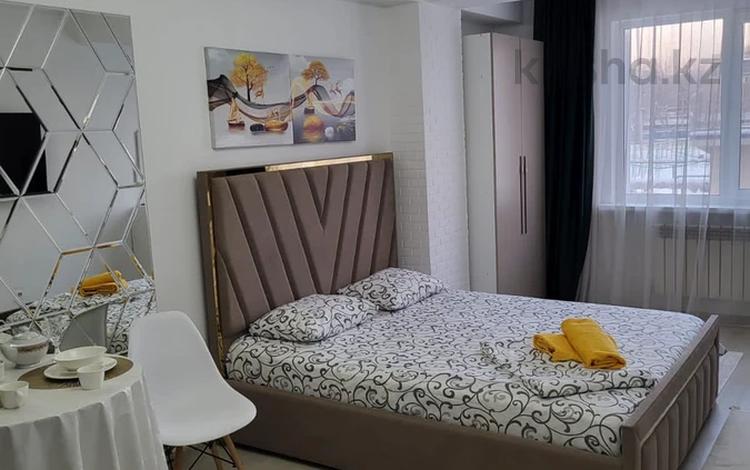 1-комнатная квартира · 40 м² · 6/12 этаж, Шевченко 85 — Сейфулина за 2 000 ₸ в Алматы, Алмалинский р-н — фото 2