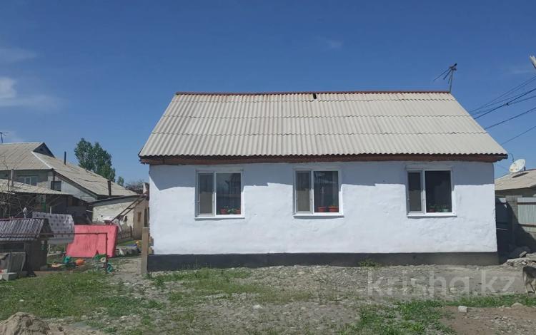 Отдельный дом • 3 комнаты • 80 м² • 10 сот., ул. Нур 24 за 14.5 млн 〒 в Талдыкоргане — фото 2