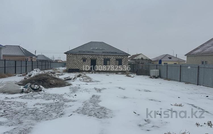 Жеке үй · 3 бөлме · 130 м² · 8 жүзд., Байтақ-2 ш/а., 20 6, бағасы: 14 млн ₸ в Атырау, мкр Байтак-2 — фото 2