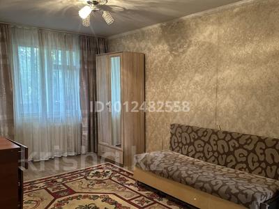 2-бөлмелі пәтер · 46 м² · 3/5 қабат, мкр Жайлау 5 а — вдоль дороги, бағасы: 12.5 млн ₸ в Таразе