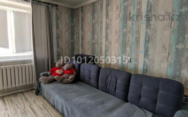 2-комнатная квартира · 54 м² · 9/9 этаж, Мкр. Голубые Пруды 5/2 за 12 000 ₸ в Караганде — фото 2
