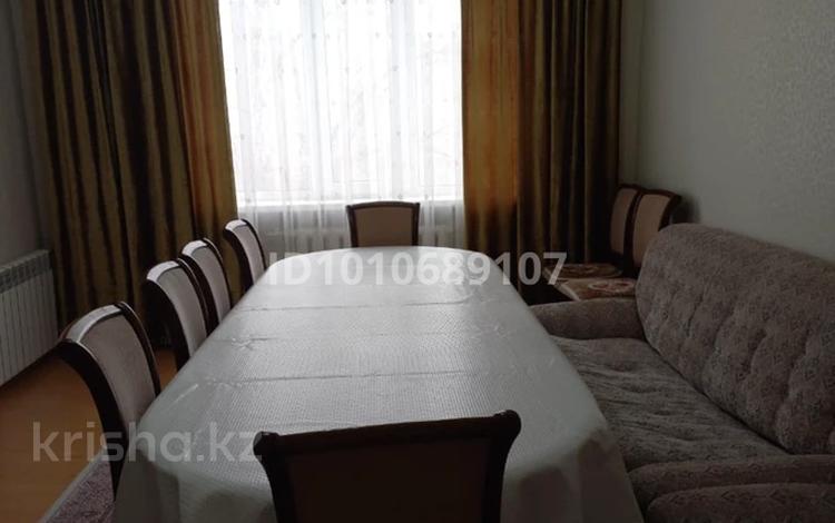 4-комнатная квартира · 85 м² · 3/4 этаж, Томпиева 6 — Центральный рынок за 50 млн ₸ в Балхаше — фото 2