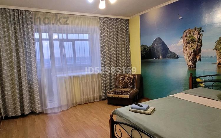 1-комнатная квартира · 45 м² · 6/9 этаж, Аймаутова 84 Б — Кабанбай батыра 48 за 10 000 ₸ в Семее — фото 7