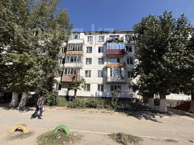 2-бөлмелі пәтер · 44 м² · 3/5 қабат, Юность 21 — Юность, бағасы: ~ 12.8 млн ₸ в Семее, Красный Кордон