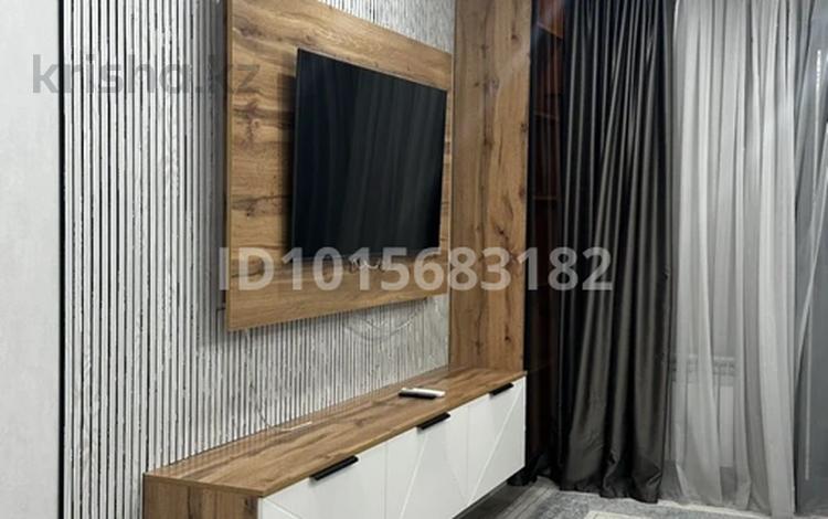 1-бөлмелі пәтер · 48 м² · 3/9 қабат, Джамбула, бағасы: 250 000 ₸ в Семее — фото 2