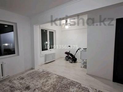 1-бөлмелі пәтер · 32 м² · 1/5 қабат, Мкр 1 — Новая школа акимат, бағасы: 7.5 млн ₸ в Новой бухтарме