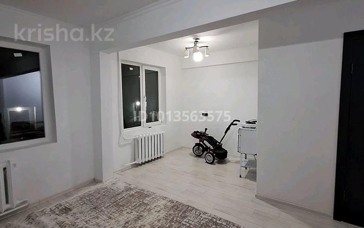 1-бөлмелі пәтер · 32 м² · 1/5 қабат, Мкр 1 — Новая школа акимат, бағасы: 7.5 млн ₸ в Новой бухтарме — фото 2