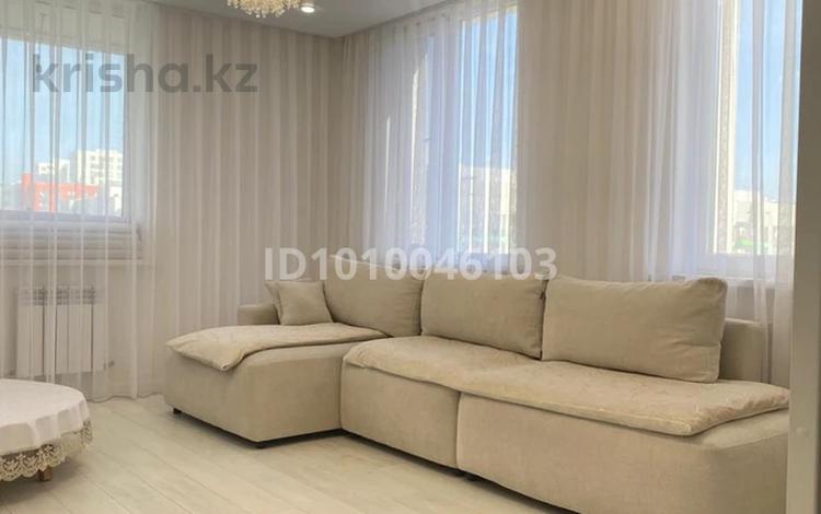 3-бөлмелі пәтер · 104 м² · 9/17 қабат, Сыганак 32, бағасы: 58 млн ₸ в Астане, Нура р-н — фото 2