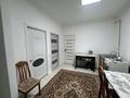 Отдельный дом · 2 комнаты · 60 м², мкр Атырау-2, Алтынемел 11 — Возле садика Галактика за 100 000 ₸ в мкр	Атырау-2 — фото 2
