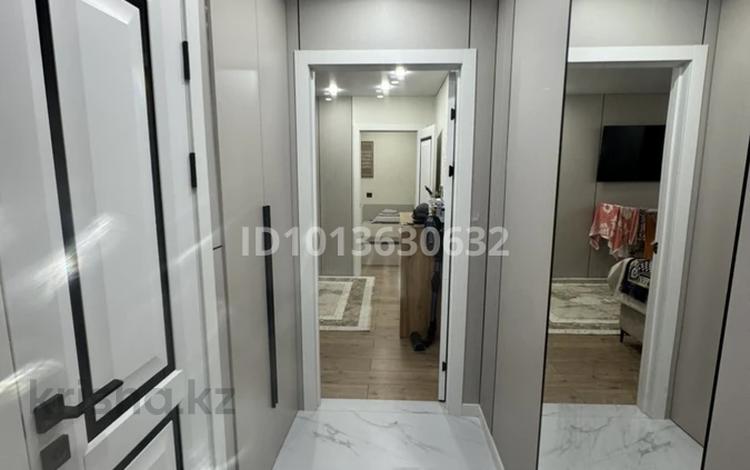 3-комнатная квартира · 46 м² · 2/5 этаж, Майкудук, 12й микрорайон 23 за 14 млн ₸ в Караганде, Алихана Бокейханова р-н — фото 2