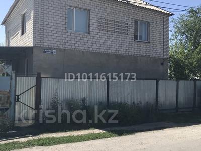 Отдельный дом · 5 комнат · 100 м² · 12 сот., ул. Кобызшы Молыкбая 43 за 47 млн ₸ в Талдыкоргане, военный городок Улан