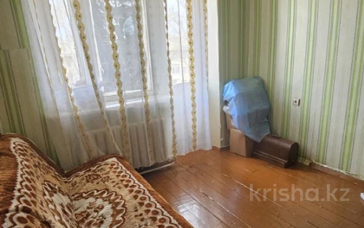 1-комнатная квартира · 30 м² · 5/5 этаж, Шакира Жексенбаева за 7.5 млн ₸ в Уральске — фото 2