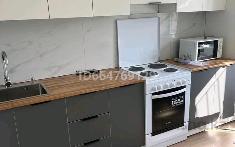 3-бөлмелі пәтер · 76 м² · 9/9 қабат, мкр Городской Аэропорт, Мкр юга восток 9 — Проспект Республики, бағасы: 220 000 ₸ в Караганде, Казыбек би р-н — фото 18