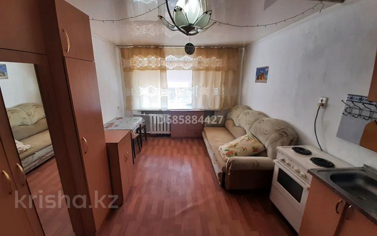 1-комнатная квартира, 14 м², 2/5 этаж, Камзина 6 за 4.2 млн 〒 в Павлодаре — фото 2