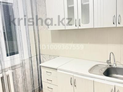 2-бөлмелі пәтер · 45 м² · 4/5 қабат, 3 мкр 40, бағасы: 9 млн 〒 в Абае