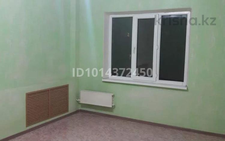 1-комнатная квартира · 40 м² · 4/5 этаж, мкр Алатау 17 за 80 000 ₸ в Таразе — фото 2