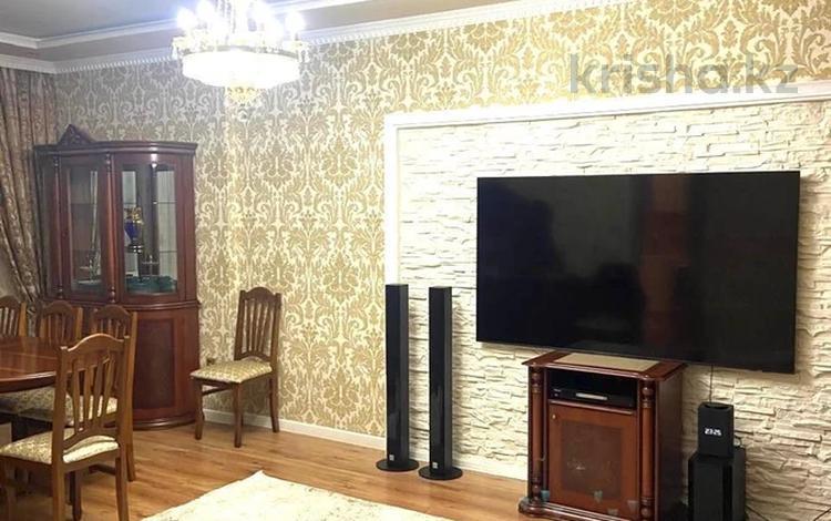 4-бөлмелі пәтер · 180.4 м² · 24/36 қабат, Кабанбай батыра 11, бағасы: 800 000 ₸ в Астане, Есильский р-н — фото 2