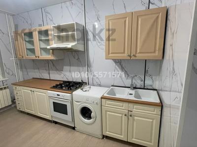 3-комнатная квартира · 63 м² · 2/5 этаж, мкр Тастак-2, Прокофьева 41 за 350 000 ₸ в Алматы, Алмалинский р-н
