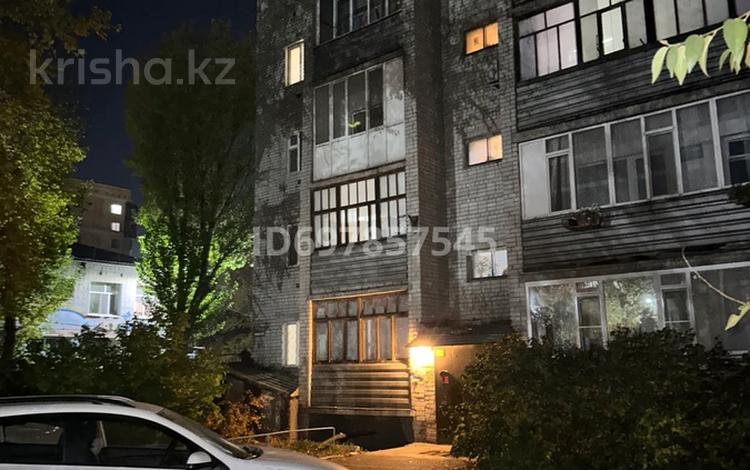 1-комнатная квартира, 39 м² помесячно, Ибраева 157