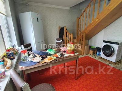 Отдельный дом • 4 комнаты • 94 м² • 6 сот., Кирдищева 57 за 14 млн 〒 в Акколе