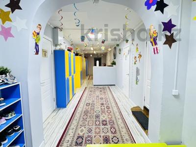Отдельный дом · 9 комнат · 338 м² · 10 сот., Лепсы 22 за 85 млн ₸ в Астане