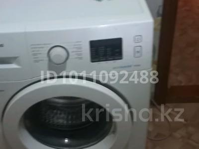 1-комнатная квартира · 35 м² · 1/5 этаж, мкр 4 27 за 120 000 ₸ в Уральске