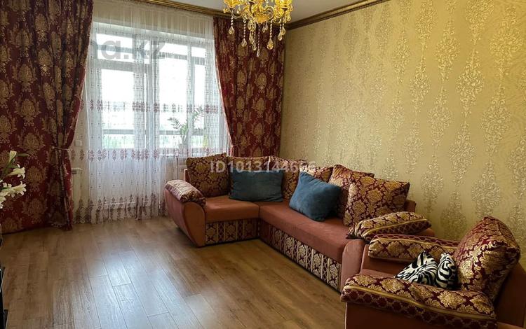 3-комнатная квартира · 90 м² · 11/16 этаж, Республики 9/2 за 30 000 ₸ в Астане, Сарыарка р-н — фото 2