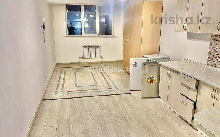 1-комнатная квартира · 32 м² · 1/9 этаж, мкр Шугыла, Сакен Жунисова 12/5 за 20 млн ₸ в Алматы, Наурызбайский р-н — фото 2