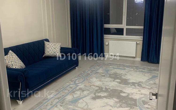 2-комнатная квартира · 72 м² · 11/12 этаж, ул. Торекулова 91 за 450 000 ₸ в Алматы, Жетысуский р-н — фото 2